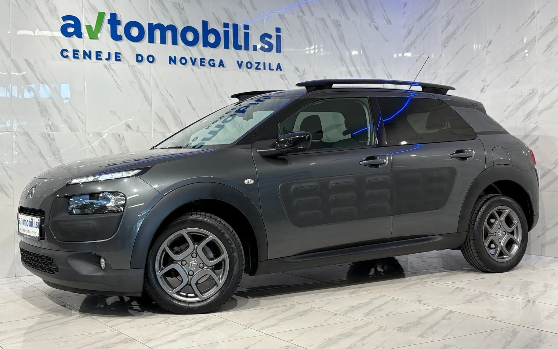 Zunanja slika - Citroën C4 Cactus - 1.6 HDi KAMERA-NAVIGACIJA-PDC-TEMPOMAT - 2