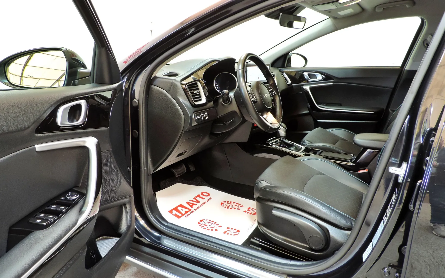 Zunanja slika - KIA XCeed - 1,6 CRDi MHEV LX Joy ISG DCT - 9