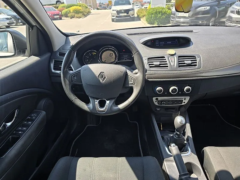 Zunanja slika - Renault Megane Limousine - Expression dCi 110 Energy - 11