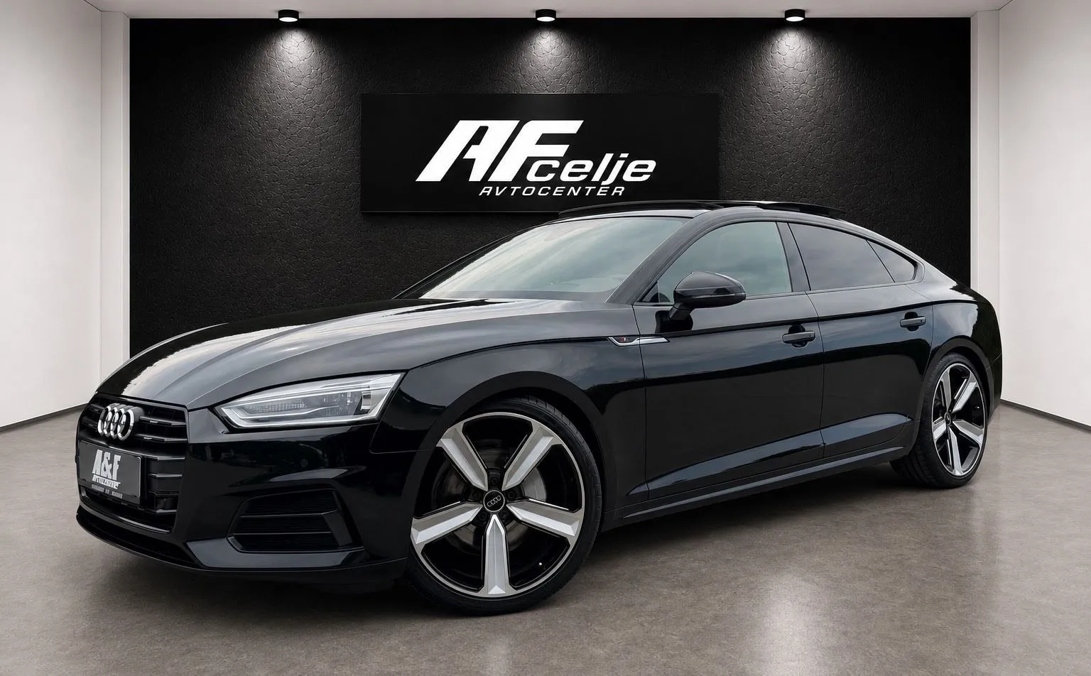 Zunanja slika - Audi A5 Sportback - 2.0 TDI-AUT-3X S LINE-PANORAMA-LIZING ZA TUJCE- - 1
