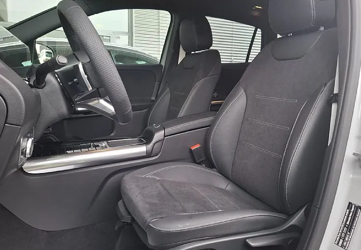 Zunanja slika - Mercedes-Benz GLA-Razred - GLA 180 AMG Line Edition - 8