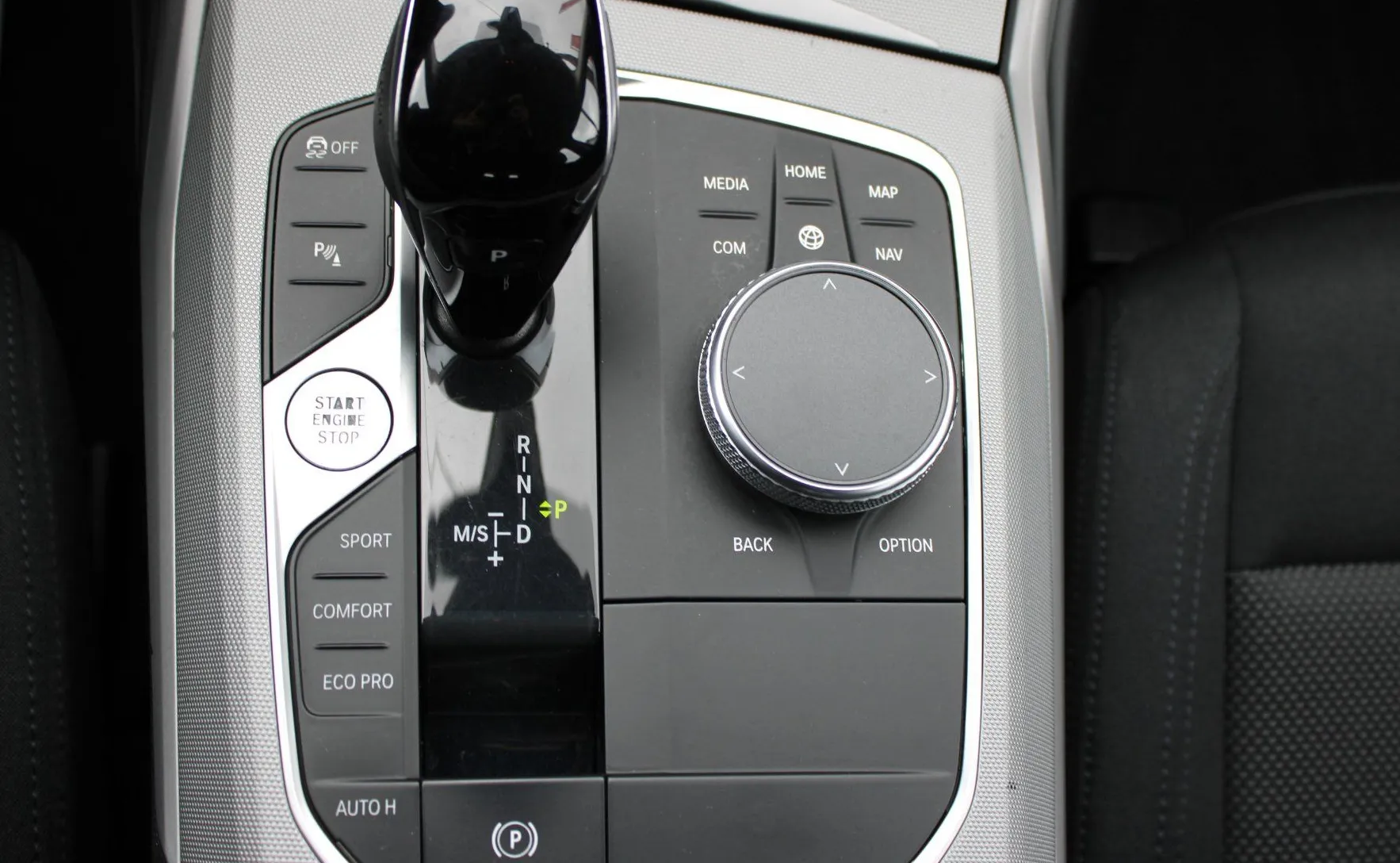 Zunanja slika - BMW Serija 3 - Touring: 320d Touring Avt.-LED-KAMERA-VIRTUAL-NAVI-PDC - 18