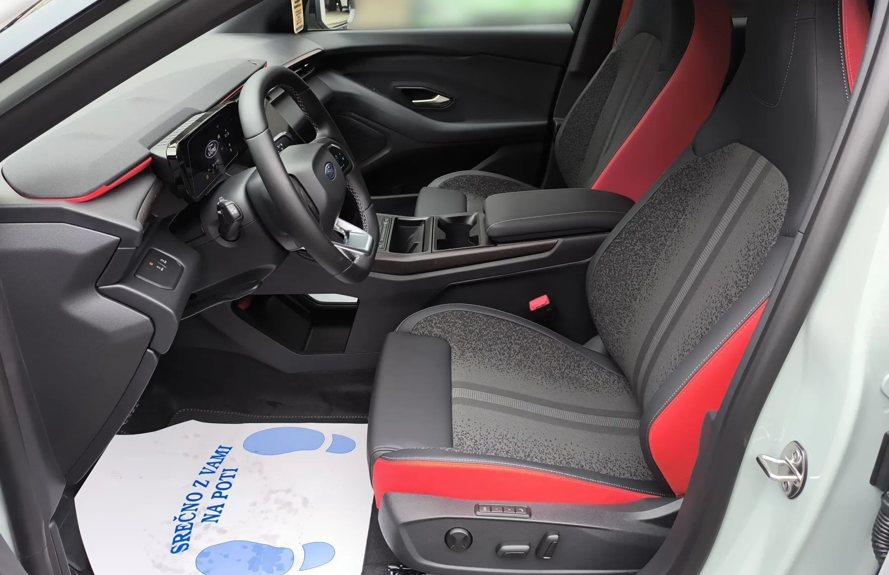 Zunanja slika - Ford Explorer - EV COLLECTION 79kWh 286PS RWD-NA ZALOGI - 7