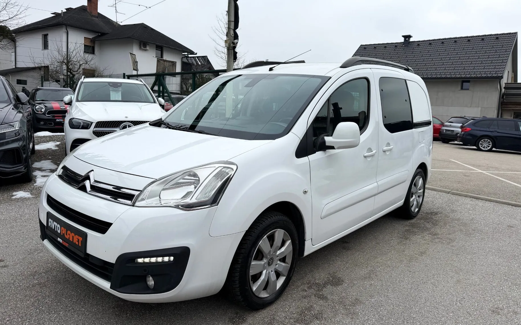 Zunanja slika - Citroën Berlingo - 1.6 BlueHDi SHINE SLO 2.LASTNIK AVTO.KLIMA - 3
