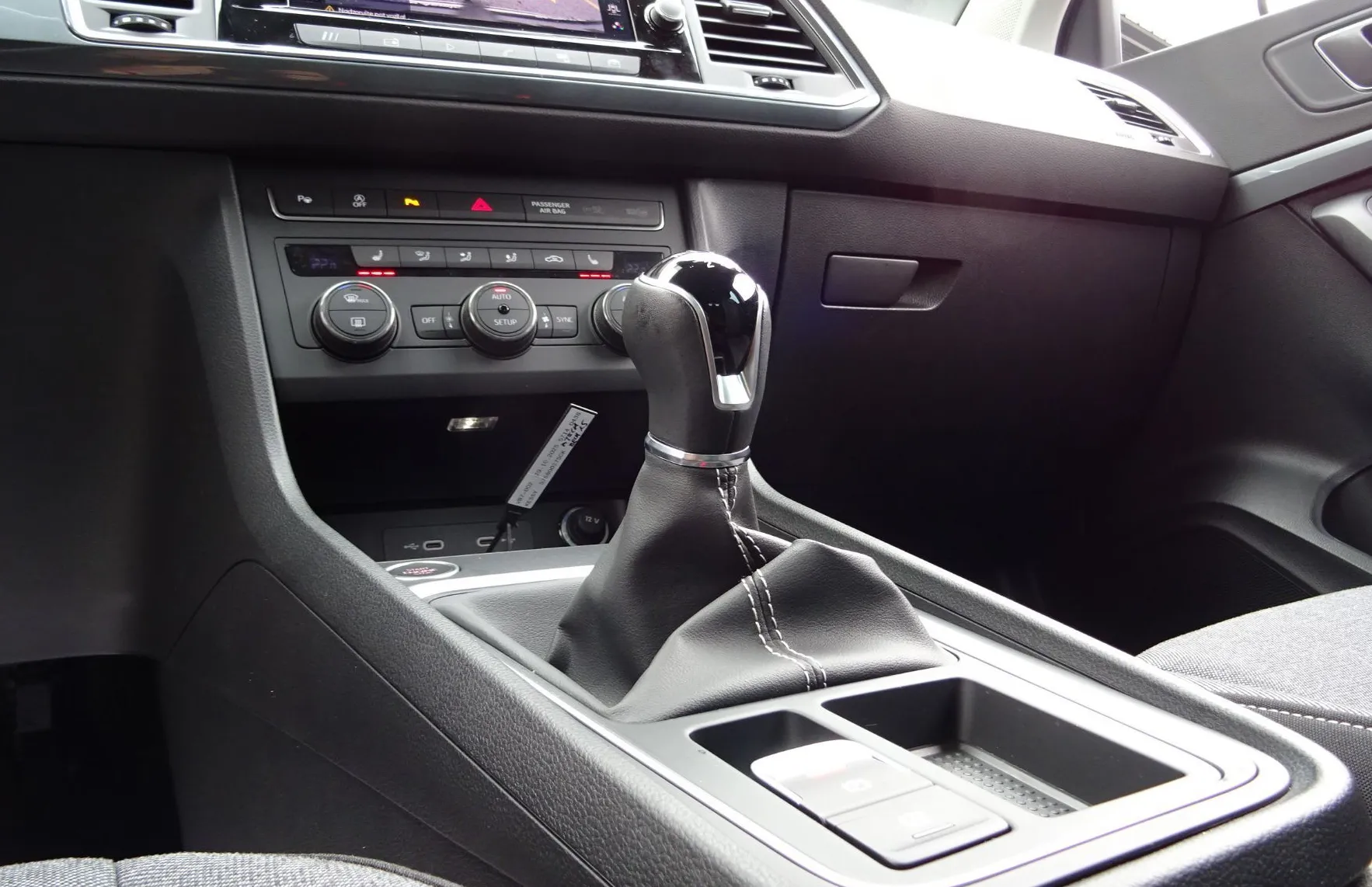 Zunanja slika - Seat Ateca - 1.5 TSI 150 KM STYLE EDITION - VLEČNA KLJUKA - - 17