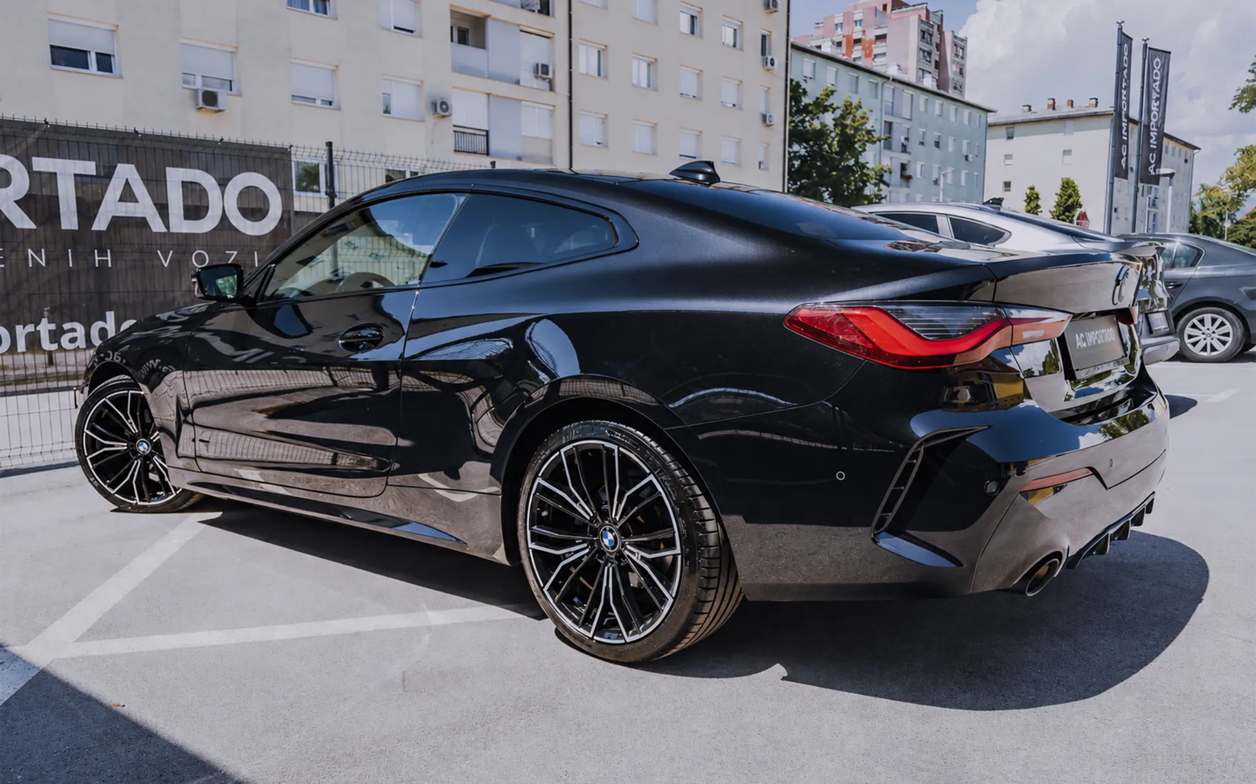 Zunanja slika - BMW Serija 4 - 420i Coupé M Sport-LED-LC PRO-KAM-ACC-MEM-19C - 6
