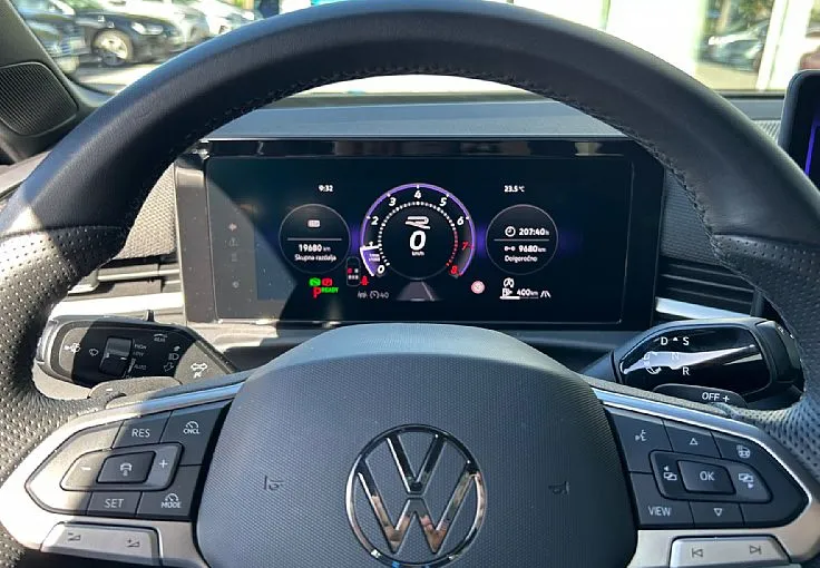 Zunanja slika - Volkswagen T-Roc - 1.5 eTSI R-Line DSG - Testno vozilo - 7
