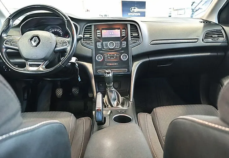 Zunanja slika - Renault Mégane - Megane GRANDCOUPE 1.6 16V-SENZORJI-TEMPO.-REZ.KOLO-VIDEO - 8