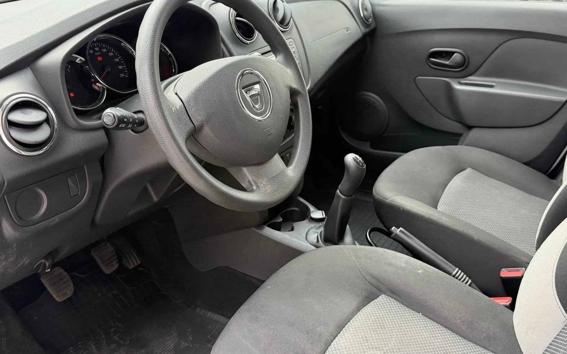 Zunanja slika - Dacia Sandero - 1.2 16V-90.000KM-SLO-KLIMA-SERVO VOLAN-TRAJNIK - 6