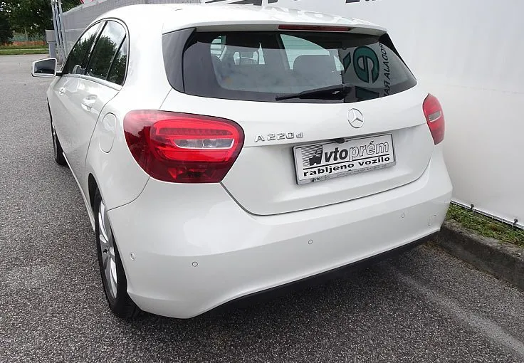 Zunanja slika - Mercedes-Benz A-Razred - A 200 d FINANCIRANJE BREZ POLOGA - LEANPAY - 4