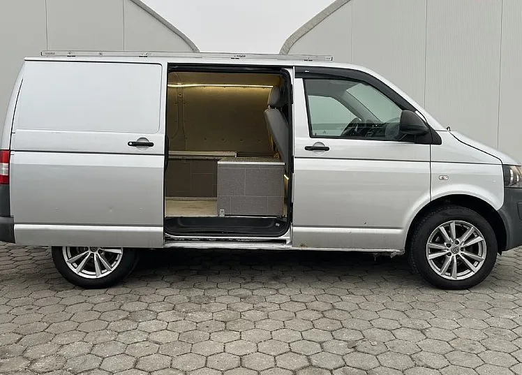 Zunanja slika - VW Transporter - N1 TOVORNO-TEMPOMAT-KLIMA-RADIO-ALU 16 COL - 7