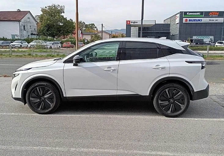 Zunanja slika - Nissan Qashqai - 1.3 DIG-T MHEV Tekna X-Tronic   COLD   PRO PILOT - 2