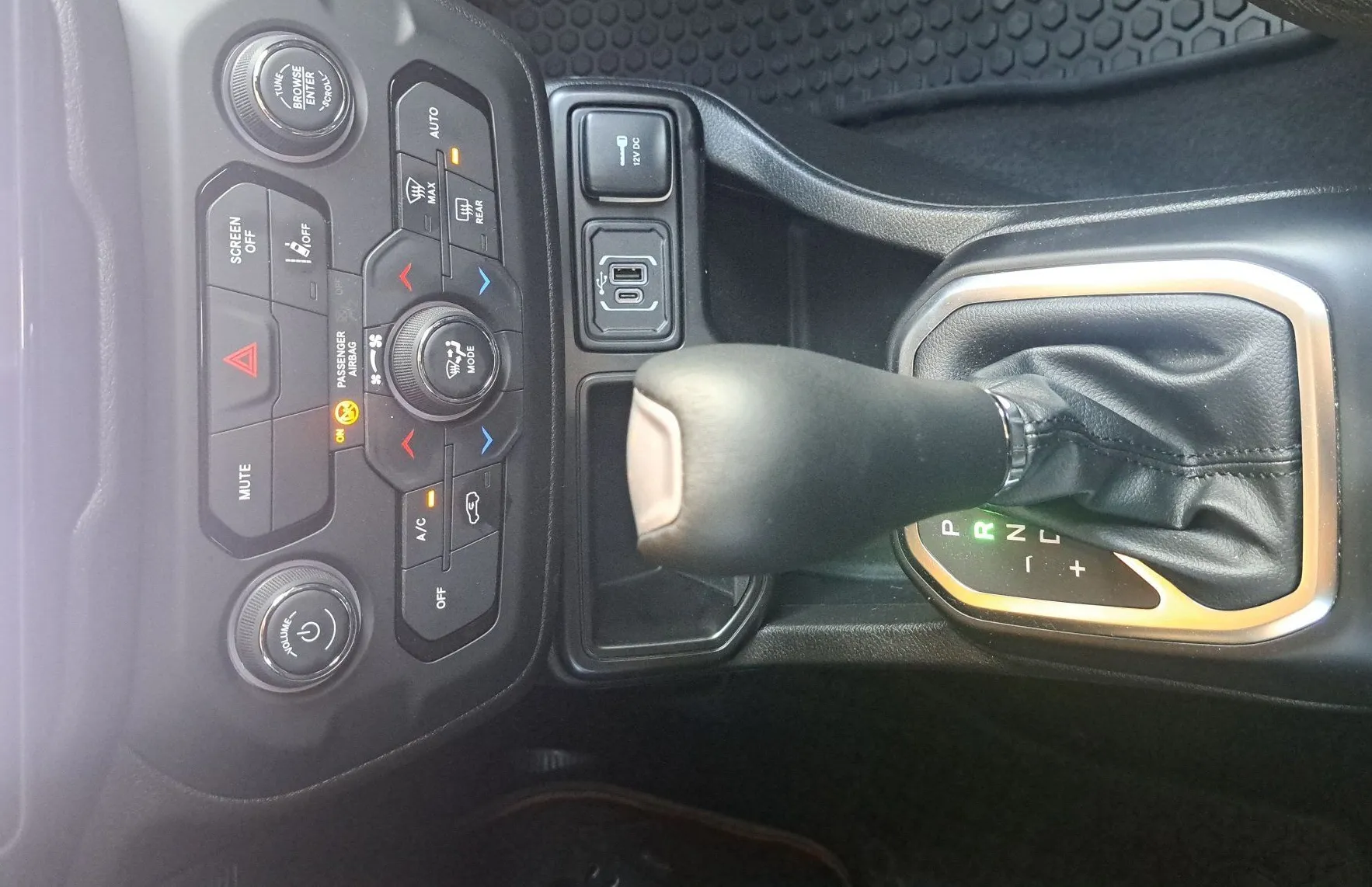 Zunanja slika - Jeep Renegade - 1.5 T4 e-Hybrid DCT - 14