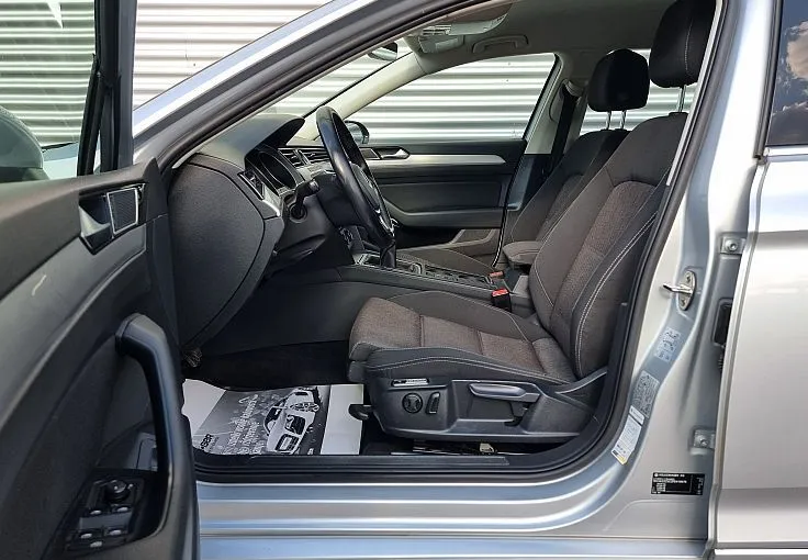 Zunanja slika - Volkswagen Passat - Variant 2.0 TDI+VELIKI SERVIS-FULL LED-GR.SED-NAVI-MASAŽA - 7