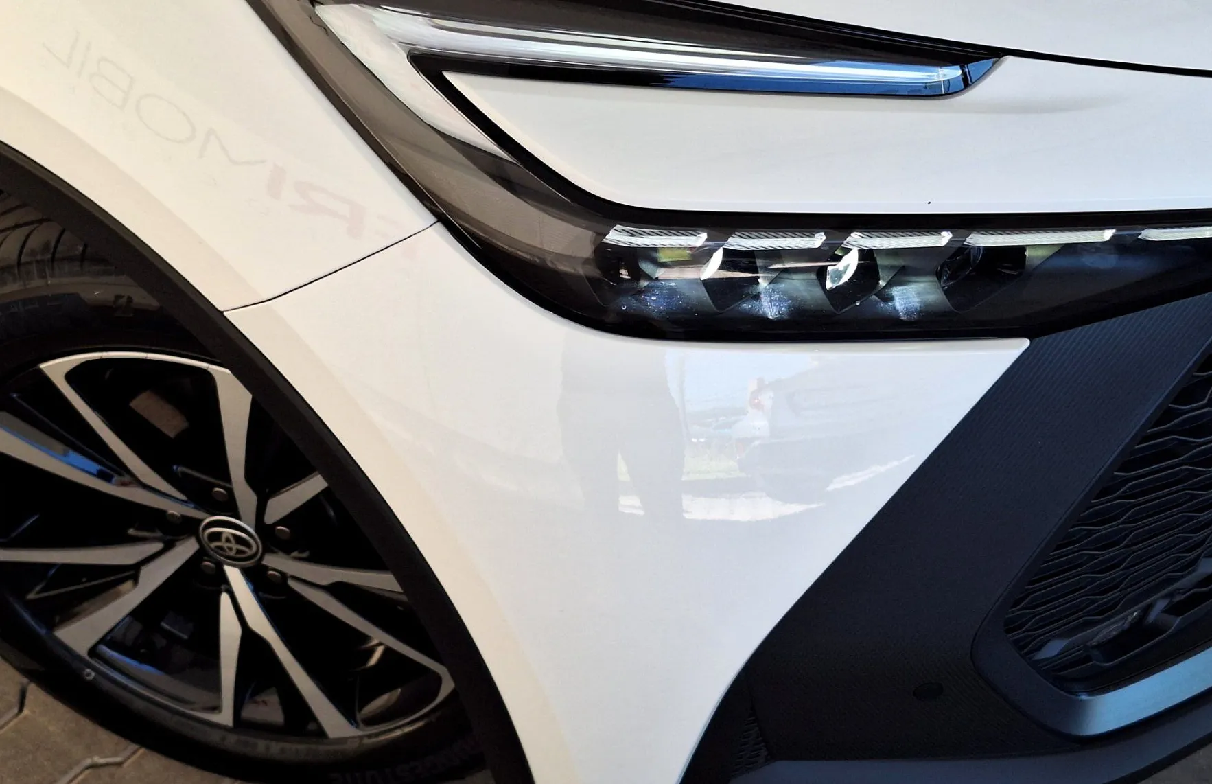 Zunanja slika - Toyota C-HR - Hybrid 1.8 C-LUB Tech Avt. - 7
