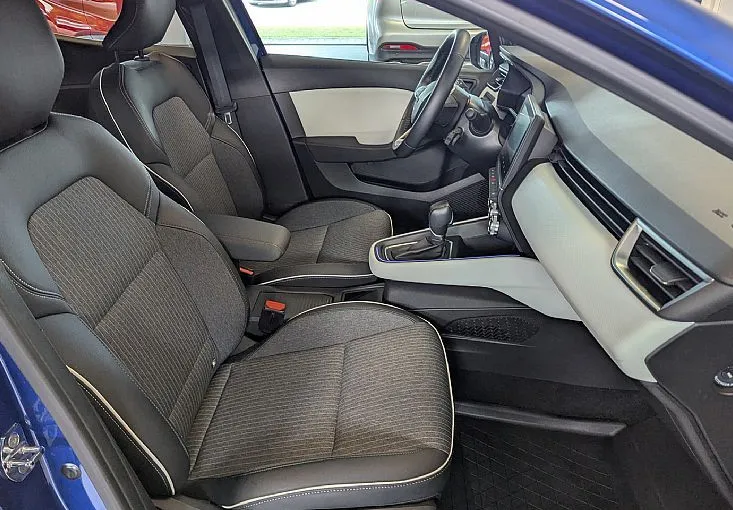 Zunanja slika - Renault Clio - 1.6 E-TECH 145 HEV TECHNO - 6