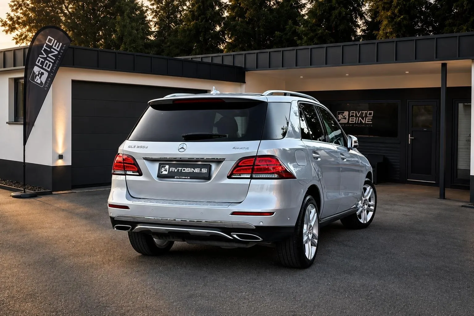 Zunanja slika - Mercedes-Benz GLE-Razred - GLE 250 d 4MATIC Avt.•360•LED•NAVI•9G•KOT NOV.. - 6