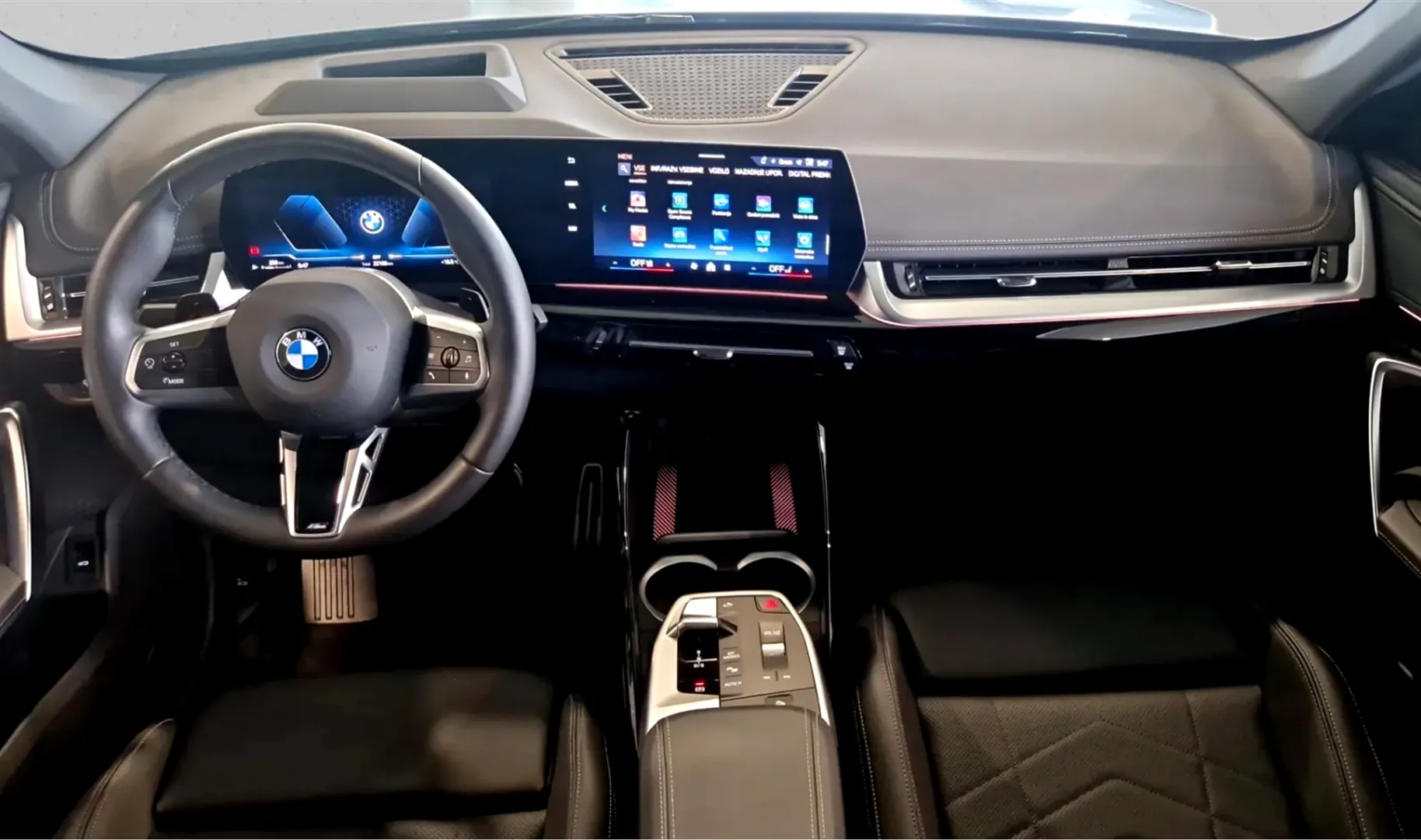 Zunanja slika - BMW X1 - sDrive20i - 7