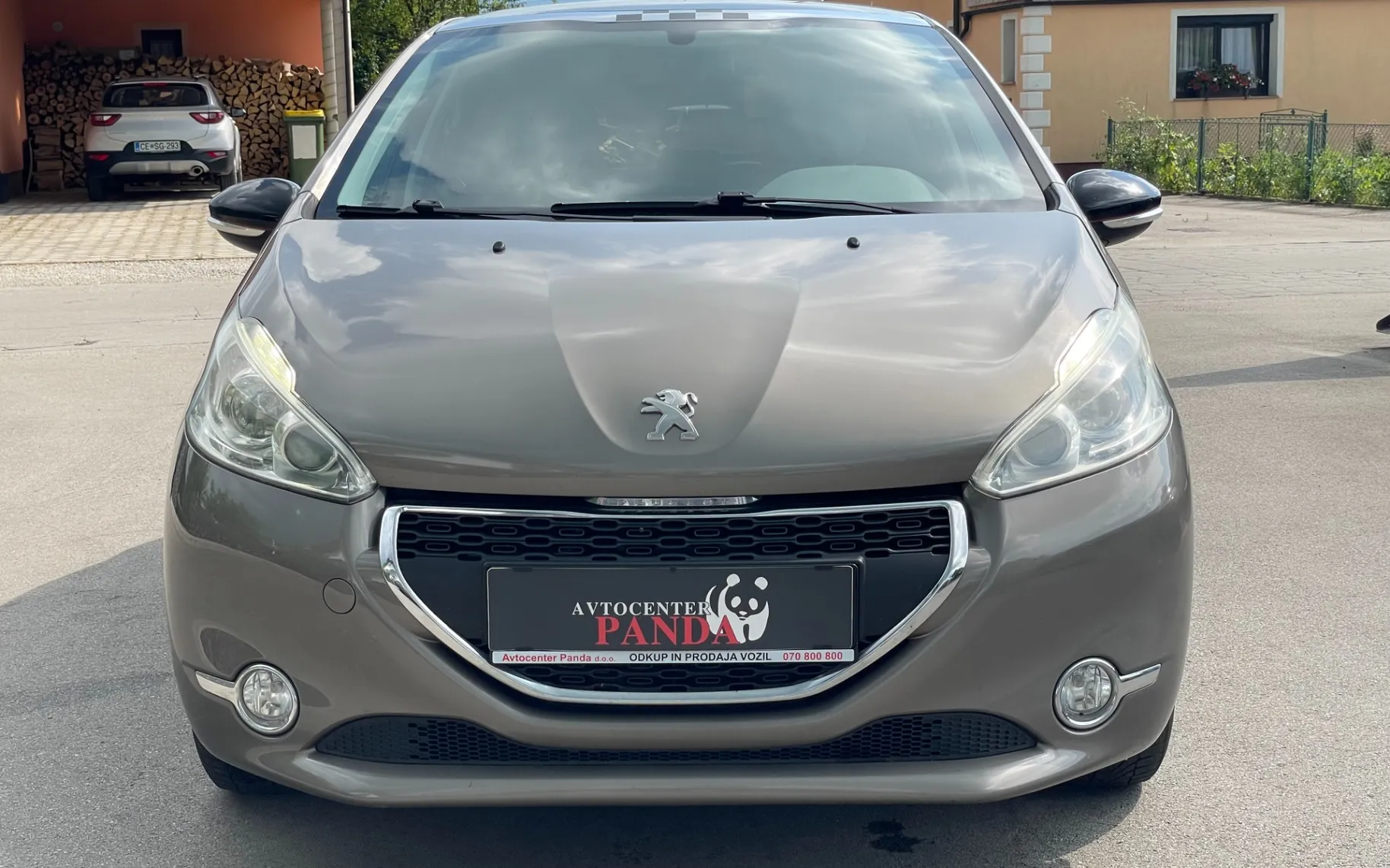 Zunanja slika - Peugeot 208 - 1,4 VTi Allure VTi+SLOVENSKI+SAMO 130.000KM+PANORAMA. - 7