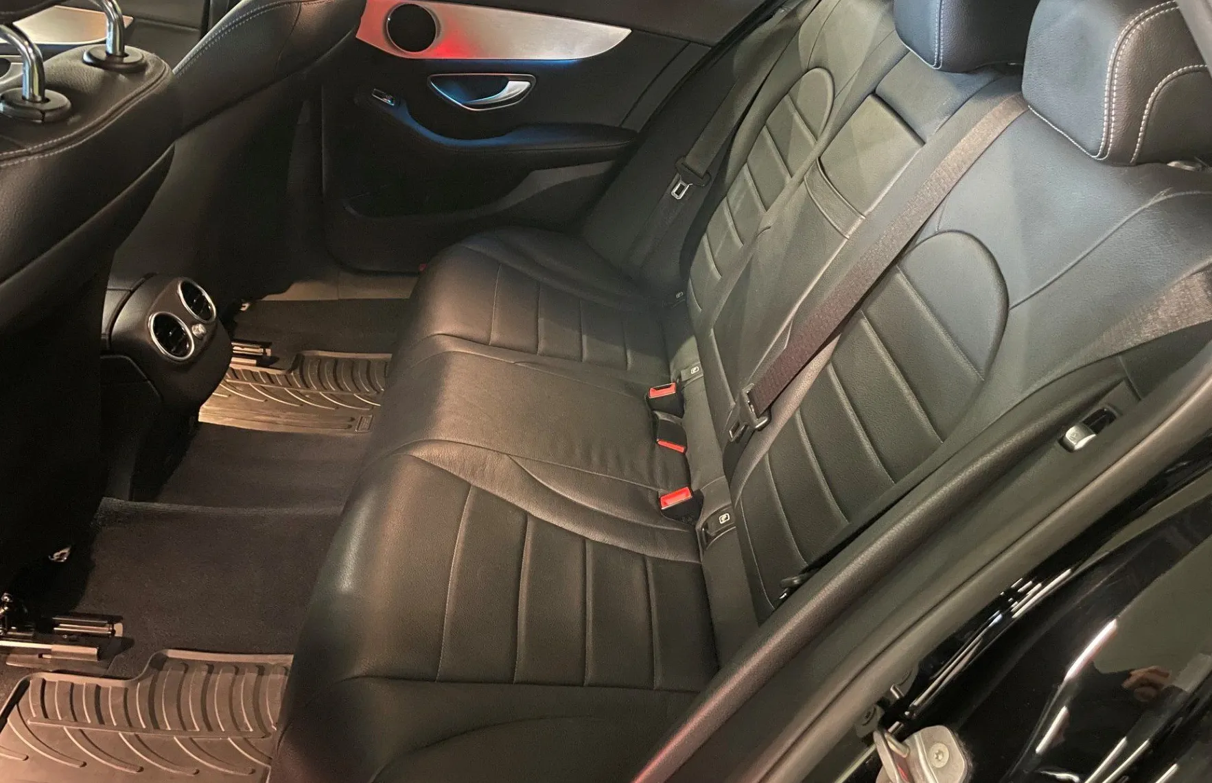 Zunanja slika - Mercedes-Benz C-Razred - C 220 d 4MATIC AMG Line Avt. LED.NAVI.USNJE.OGR.SE - 7