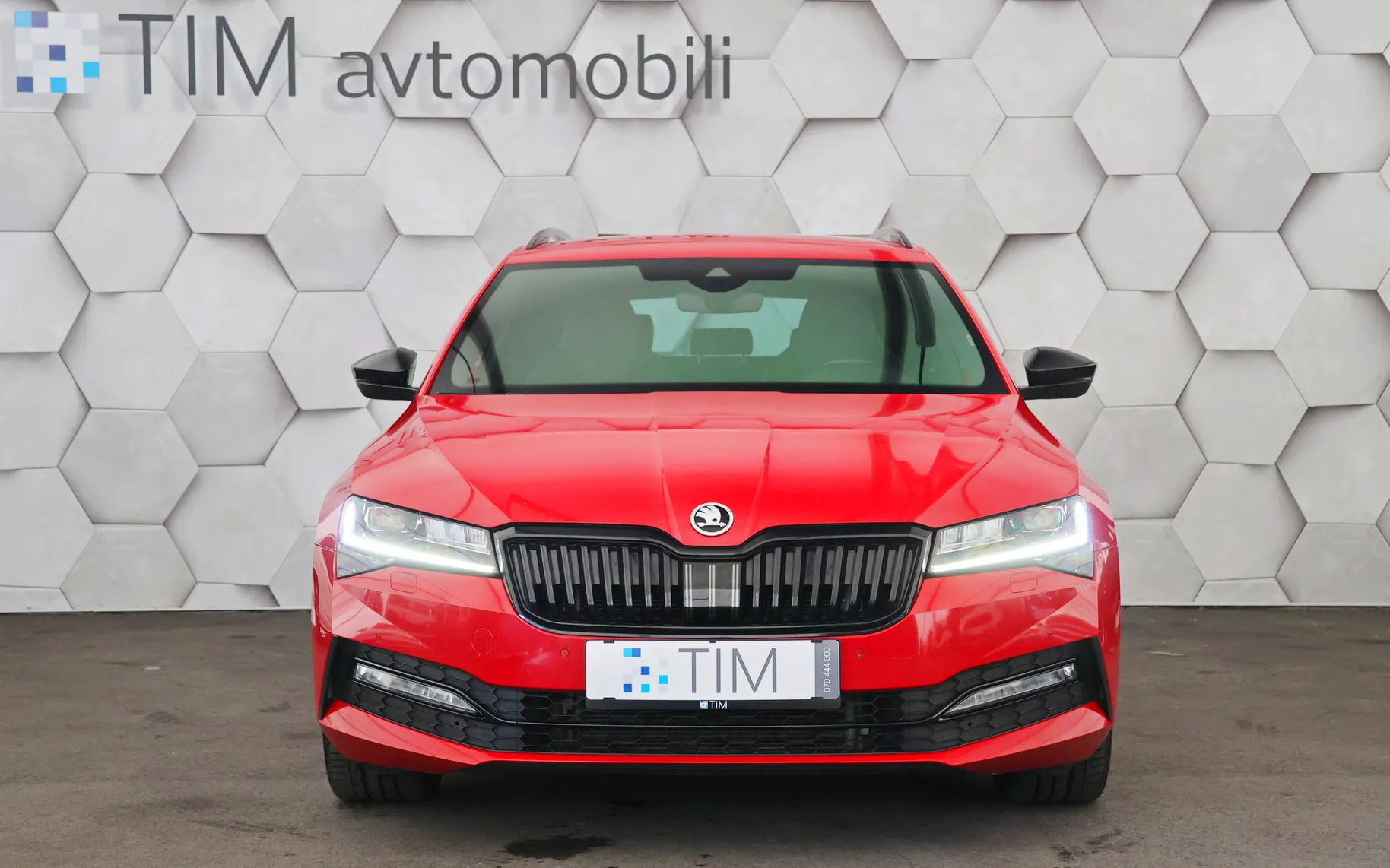 Zunanja slika - Škoda Superb - 2.0 TDI DSG Sportline 191KM - 5