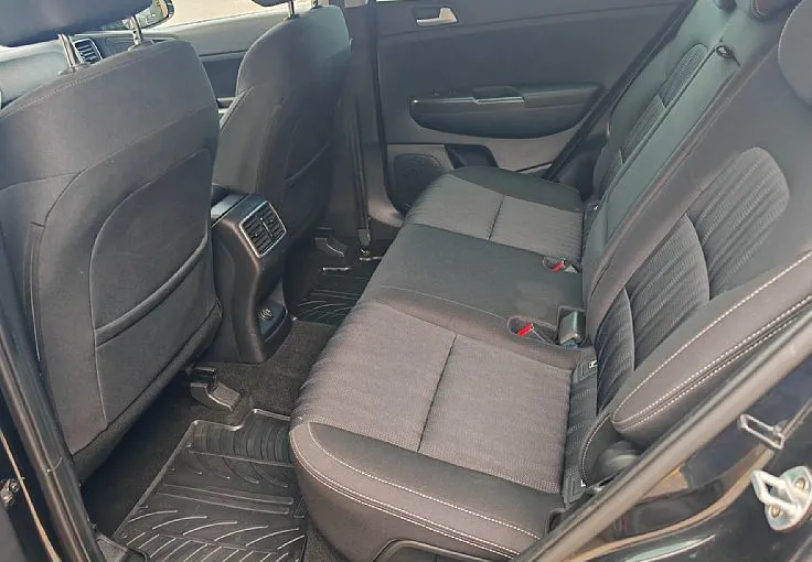 Zunanja slika - KIA Sportage - 2WD 1.6 CRDI EX Fresh 1 lastnik Vlečna kljuka... - 8