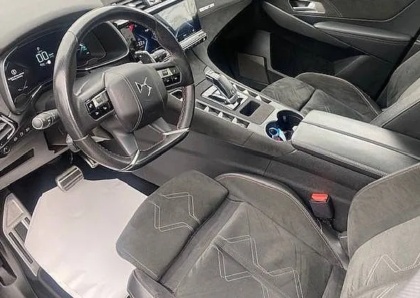 Zunanja slika - DS DS 7 Crossback - 1.6 225 HYPerformace Line+ E-TENSE4X4- FULL OPREMA - 9