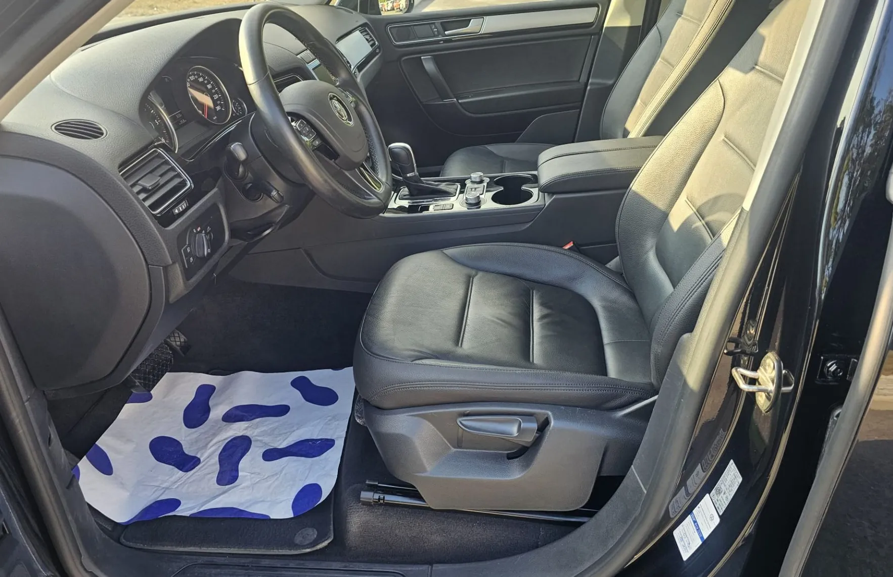 Zunanja slika - Volkswagen Touareg - 4motion V6 TDI Tiptronic|Xenon|Zračno vzmet|kljuka - 7