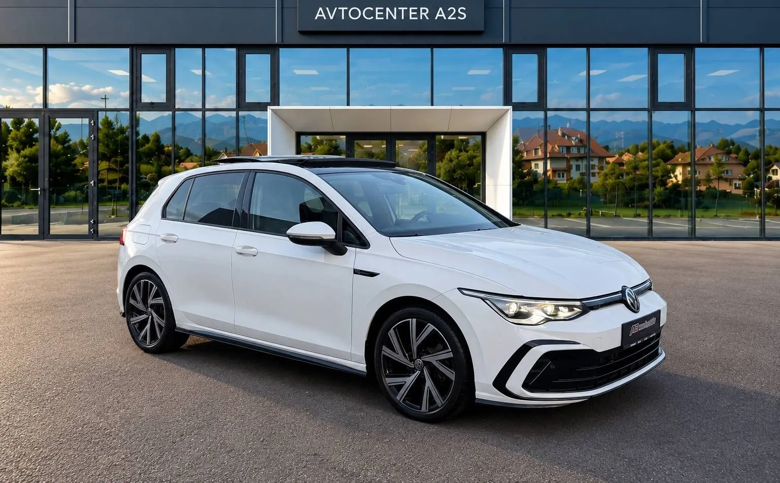 Zunanja slika - Volkswagen Golf - 1.5 eTSI ACT R-Line DSG-Panorama-18 COL-IQ Light.. - 2