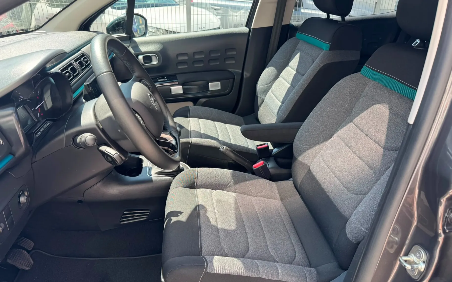 Zunanja slika - Citroën C3 - 1,2 PureTech 110 - Shine - 7