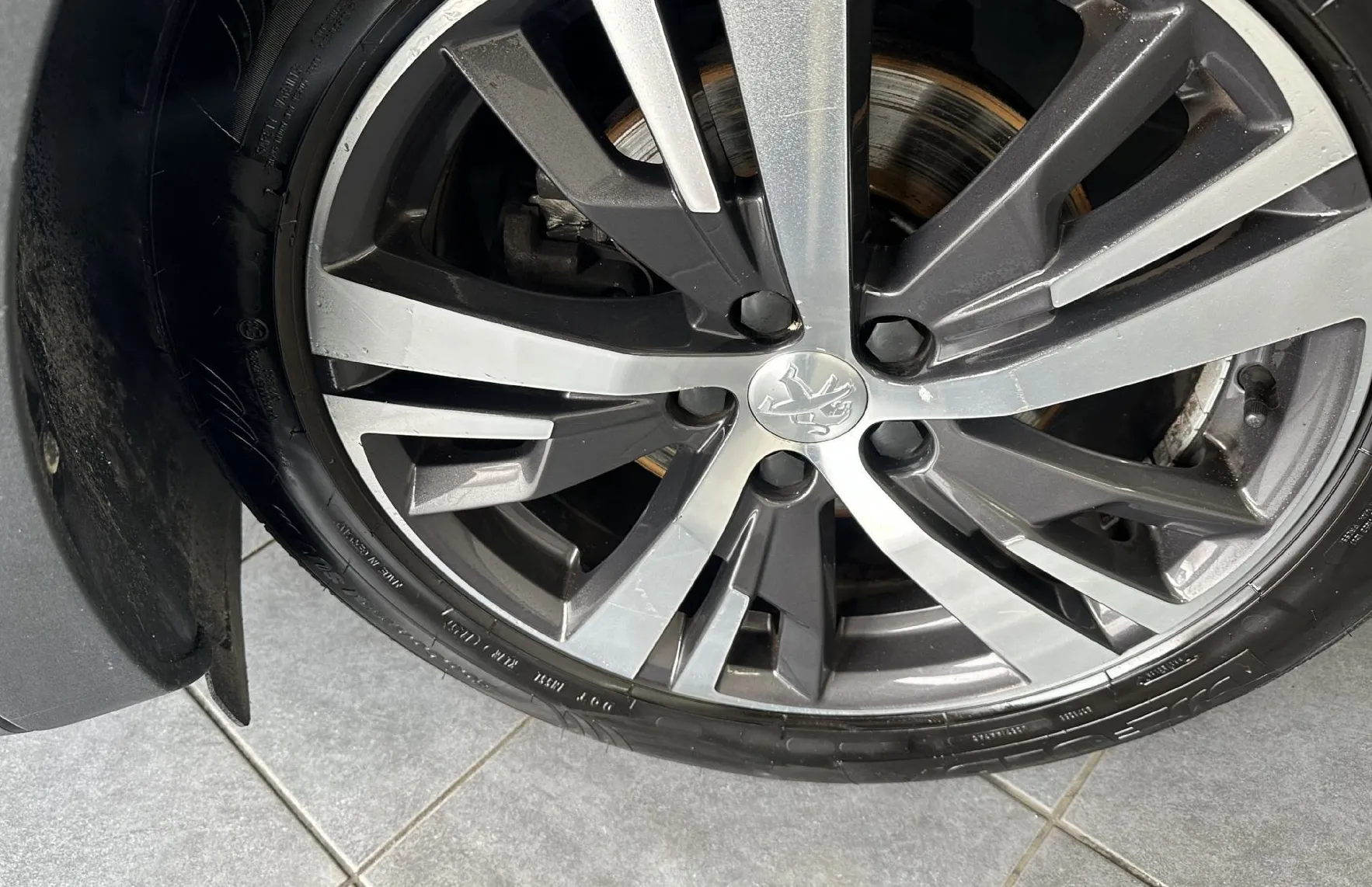 Zunanja slika - Peugeot 3008 - 1.5 BlueHDi 130 EAT8 Allure.KAMERA.NAVI.LED.USNJE - 4