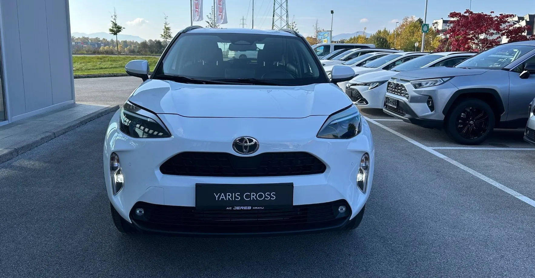 Zunanja slika - Toyota Yaris Cross - Hybrid 1.5 VVT-i Cool Avt. - 8