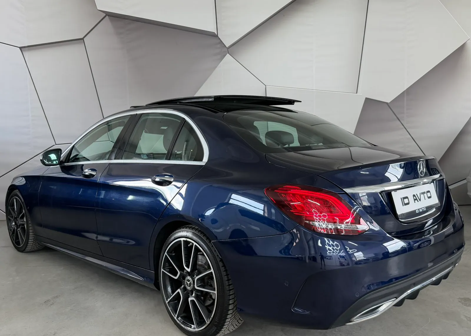 Zunanja slika - Mercedes-Benz C Class Limousine - C-Razred C 220 d Avt. - 4