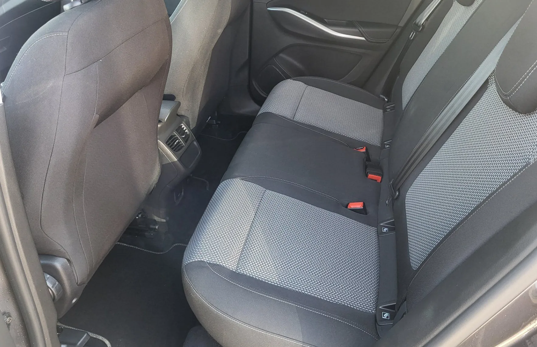 Zunanja slika - Opel Grandland X - 1.5 CDTI - 18