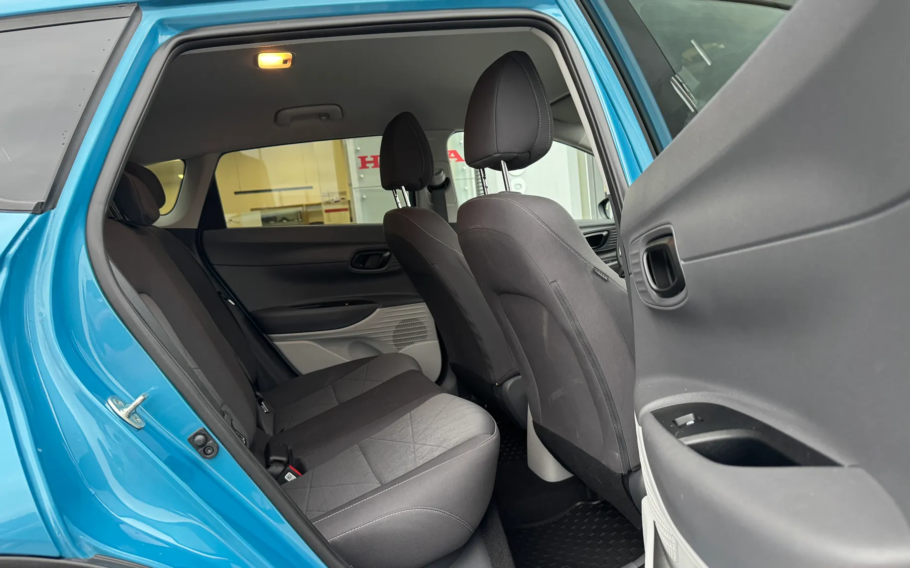 Zunanja slika - Hyundai Bayon - 1.2 MPI COMFORT-LED-NAVI-SLO-1LASTNIK-TOP - 13