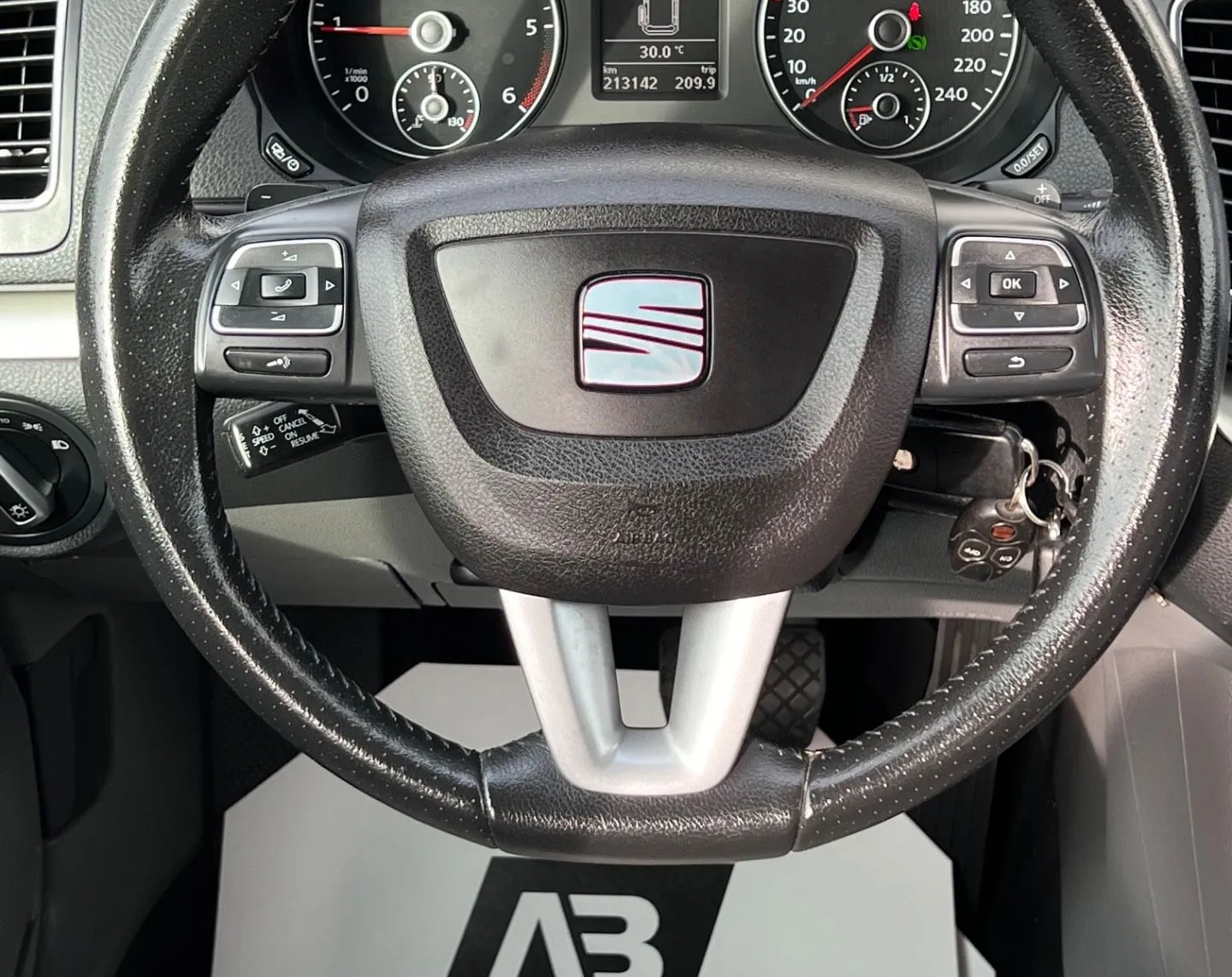 Notranja slika - Seat Alhambra - 2.0 TDI+7.SED+F1+DSG+TEMP... - 12