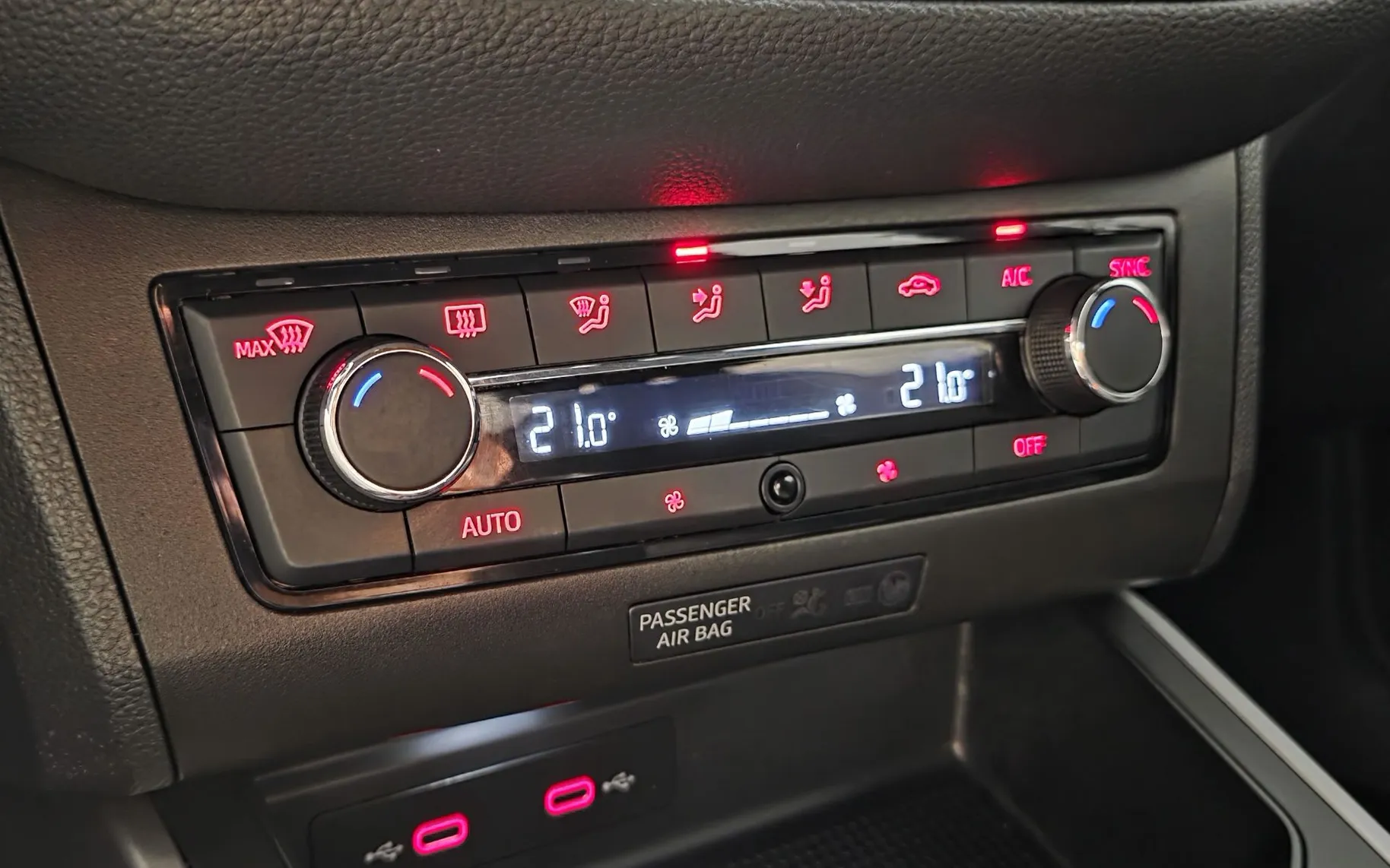 Zunanja slika - Seat Arona - 1,0 TSI FR SLO 1.LAST TEMP LED KAM ALU - 13