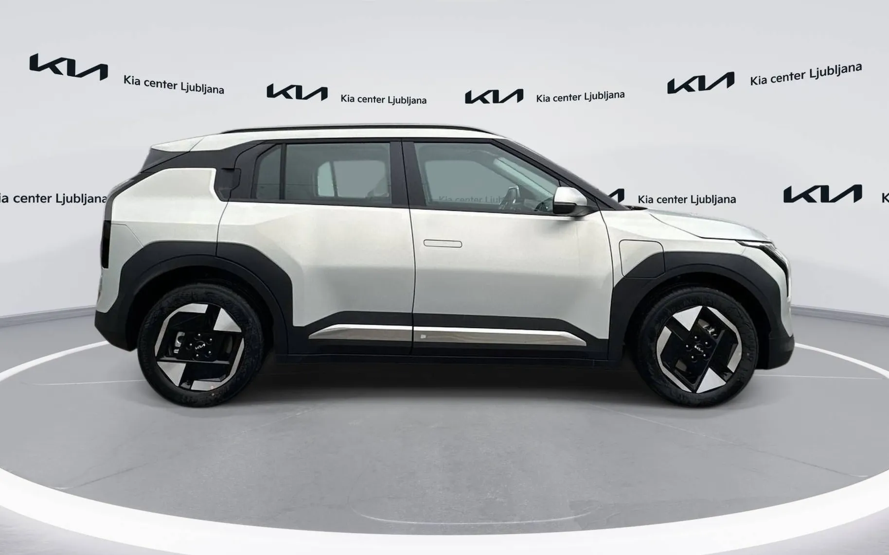 Zunanja slika - KIA EV3 - SKY 58.3 kWh baterija... - 4