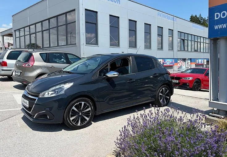 Zunanja slika - Peugeot 208 - 1.2 PureTech 83 S S Allure - 4