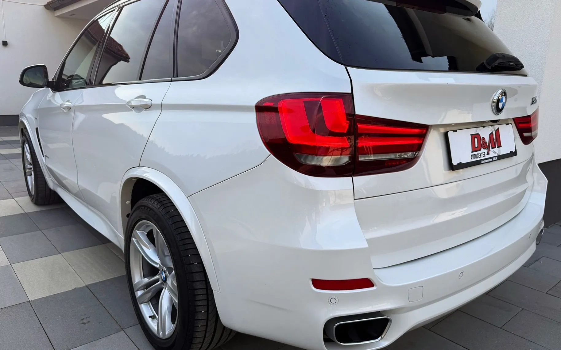 Zunanja slika - BMW X5 - serija : xDrive30D MSPORT|PANORAMA|FULL LED|360KAMERA|19COL - 3