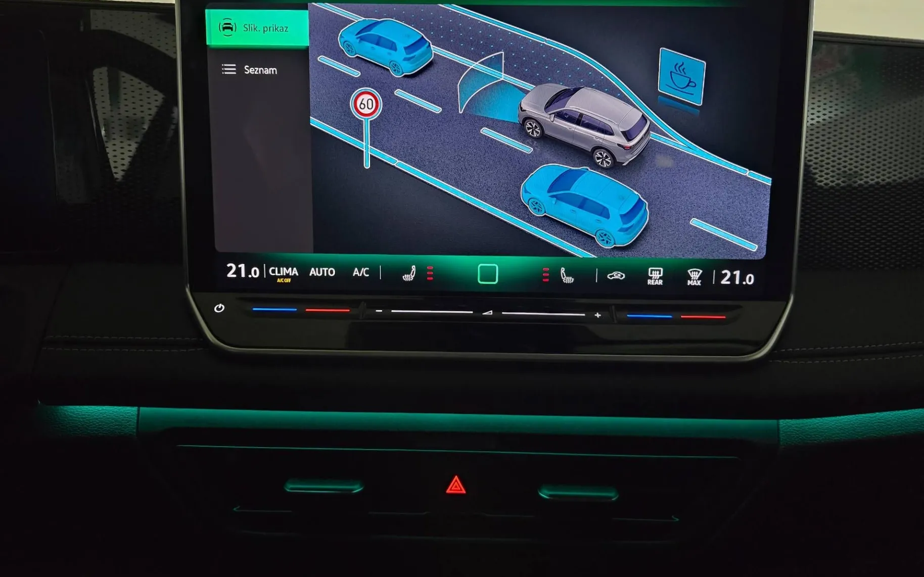 Notranja slika - Volkswagen Tiguan - 1.5 eTSI GOAL DSG - LED Plus.360kam.asistence.navi - 12