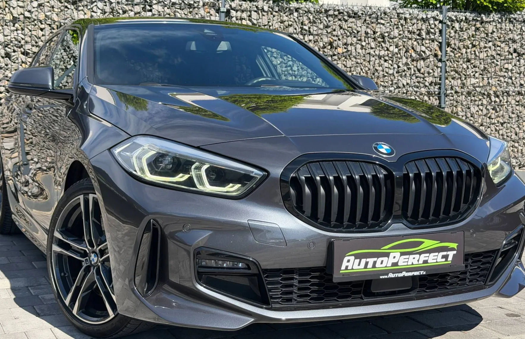 Zunanja slika - BMW Serija 1 - : 120d xDrive M Sport HUD|LED|KLJUKA|AMBI|VIRTUAL|.. - 1