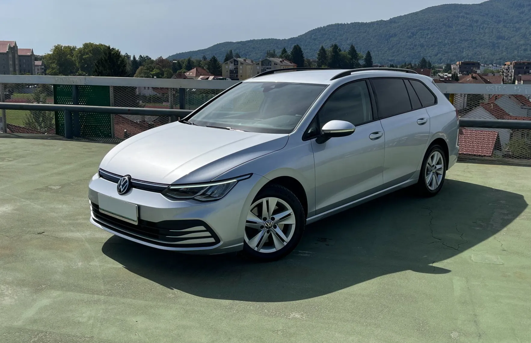 Zunanja slika - Volkswagen Golf - Variant 2.0 TDI BMT Life 2X PDC.NAVI.GR. VOLANA.LED - 1