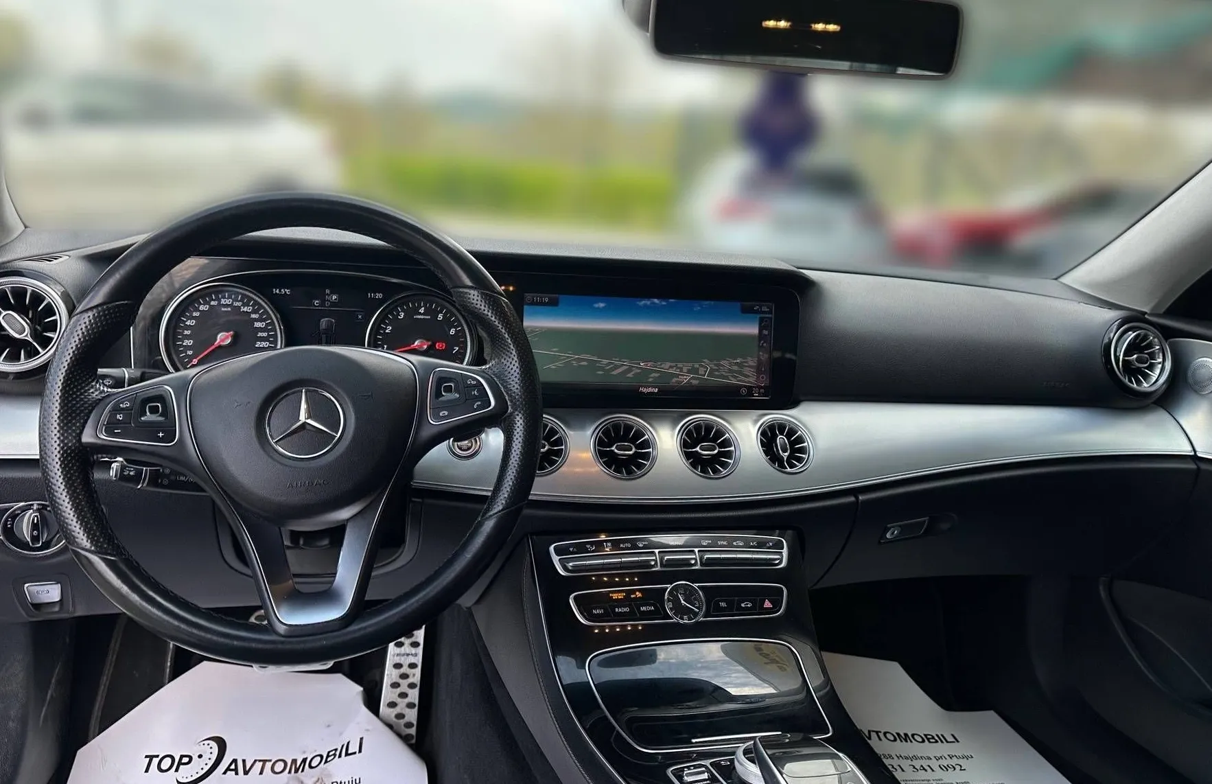 Zunanja slika - Mercedes-Benz E-Razred - COUPE 200 20COL AMG LED NAVI PDC TEM KAMERA TOP - 18