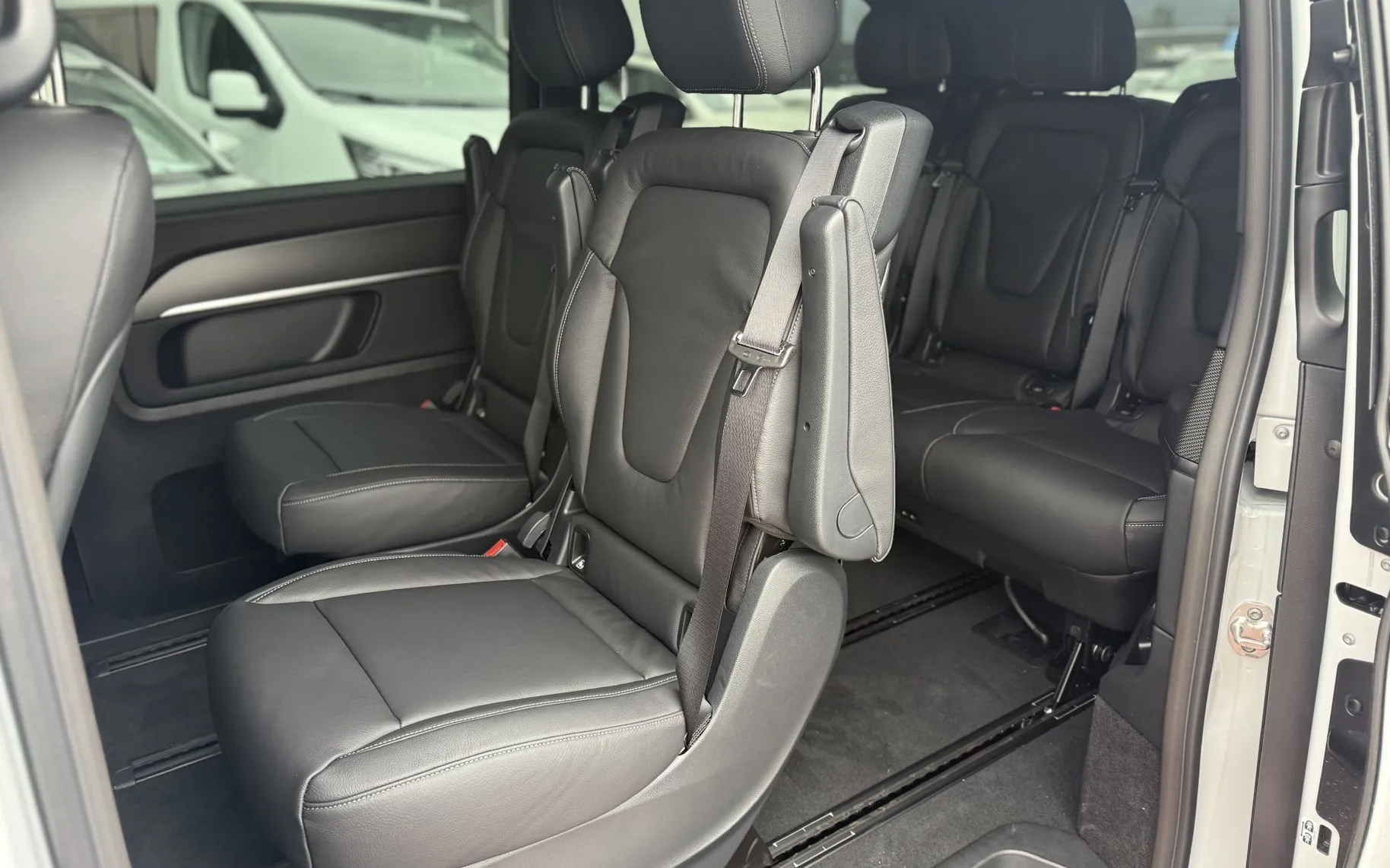 Zunanja slika - Mercedes-Benz V-Razred - V 300 d AVANTGARDE dolgi - 12