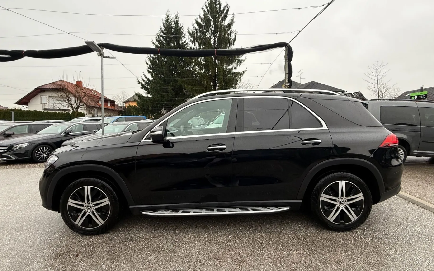 Zunanja slika - Mercedes-Benz GLE-Razred - GLE 300 d 4MATIC HYBRID FULL LED ACC 360K ALU19 - 2