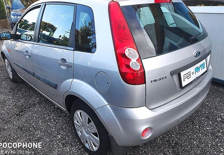 Zunanja slika - Ford Fiesta - Comfort 5 vrat 1.3 70 KM-AVTO.KLIMA-SERVO - 5