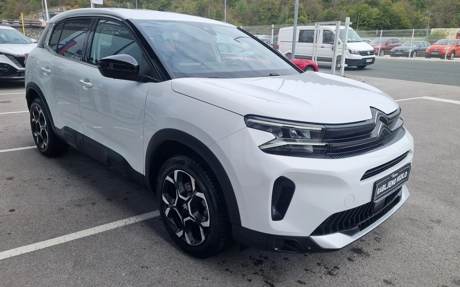 Zunanja slika - Citroën C5 - Aircross 1.2 PureTech 130 Plus - POTRJENA KNJIGA - FACELIFT - 3