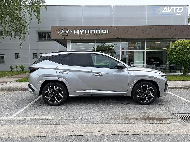 Zunanja slika - Hyundai Tucson - 1,6 DCT N-Line + stresno okno - 3