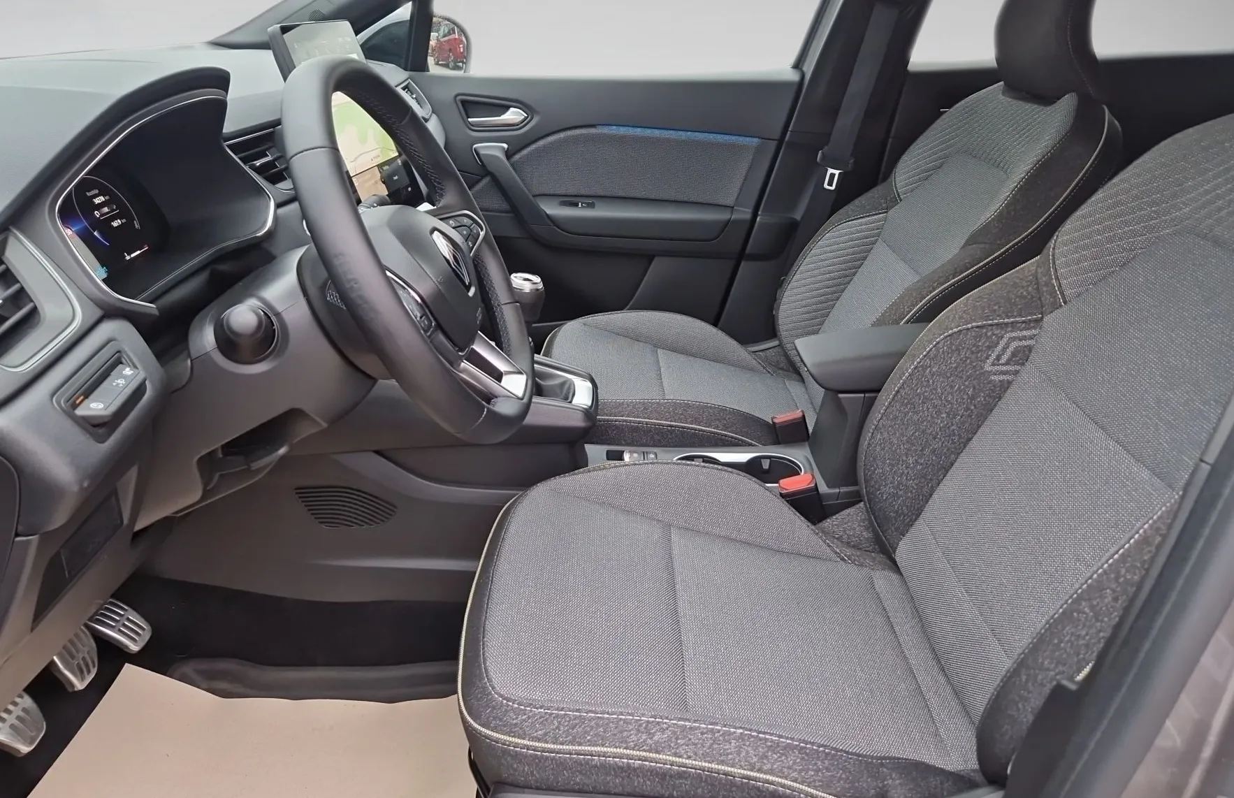 Zunanja slika - Renault Captur - TCe 140 Techno + Webasto - 12